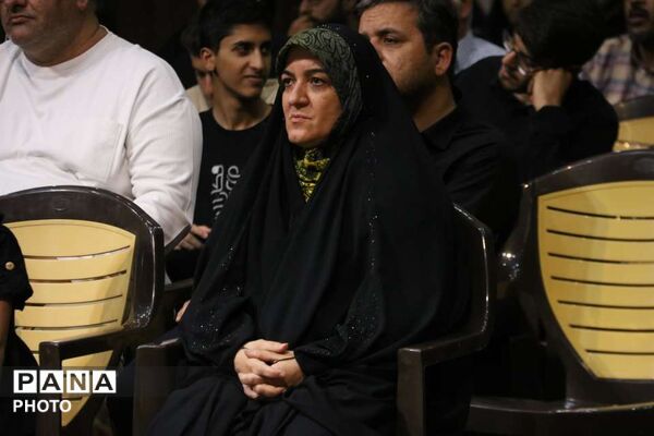 طنین «قند روضه» در سوگ آخر صفر؛ گردهمایی شاعران آیینی در یزد