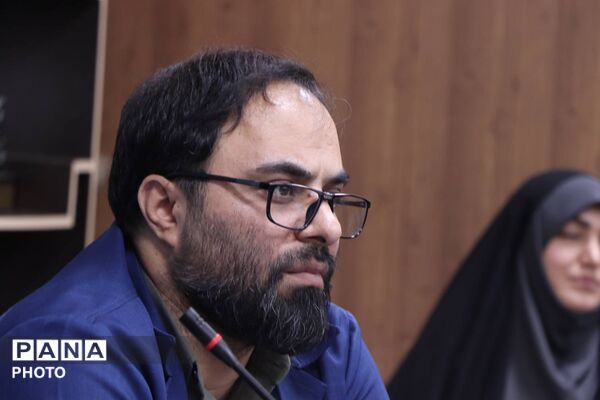پیشگیری از آسیب‌های اجتماعی؛ محور اصلی نشست راهبردی مدیران مدارس ناحیه یک بهارستان