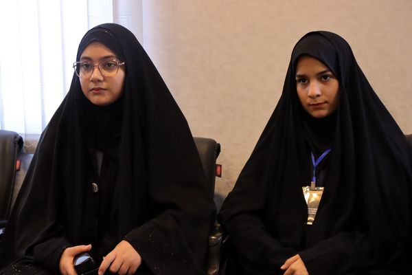 دیداری از جنس مطالبه در ناحیه یک بهارستان