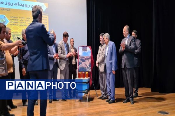 اولین رویداد روز ملی عسل در بجنورد 