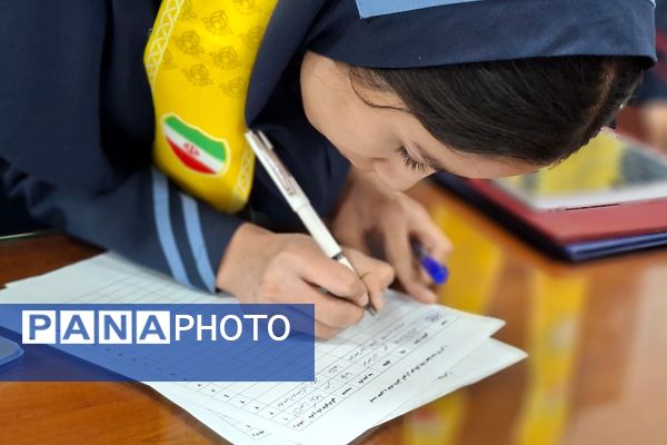 جلسه هم‌افزایی و توانمندسازی دانش‌آموزان جدیدالورود خبرگزاری پانا قرچک