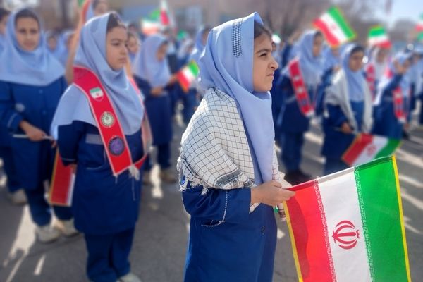 جشن نیمه شعبان در مدرسه دخترانه بنت الهدی صدر۲ 