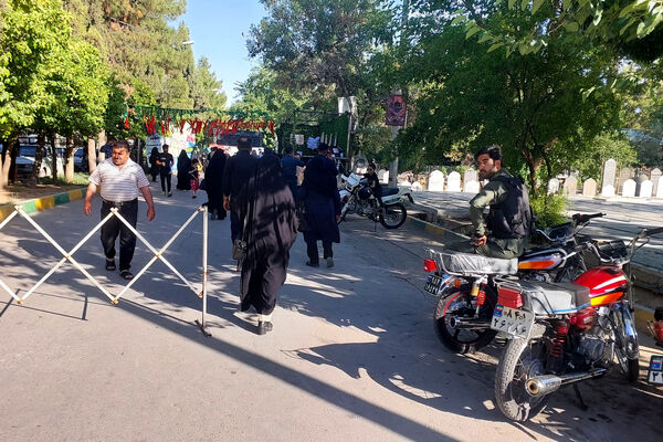 برگزاری یادواره شهدای گمنام در دارالرحمه شیراز