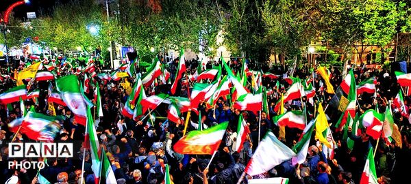 اجتماع با شکوه مردم کاشمر در سی امین شب از اتحاد مقدس جبهه خیابان