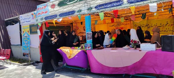 همکاری دانش آموزان خادمیار دبستان ضحی۲ با چایخانه دانش آموزی حضرت رضا(ع) شیروان