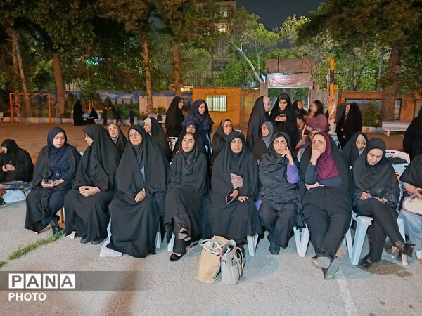 مراسم میثاق معلمانه  در دبیرستان ازرم