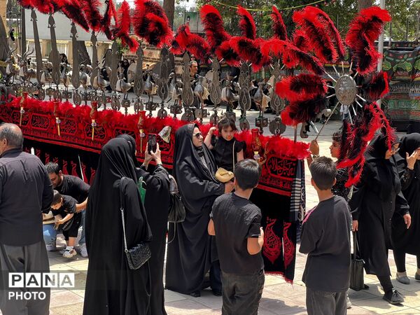 مراسم ظهر تاسوعا در شهرک ینگی امام  ساوجبلاغ