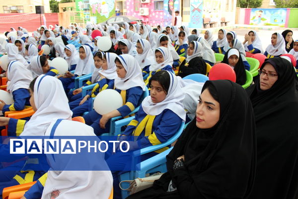 زنگ سپاس معلم در بوشهر