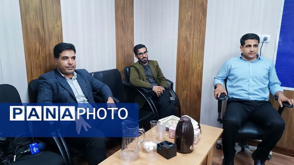 نشست خبری رئیس آموزش و پرورش شهرستان مارگون به‌مناسبت هفته معلم