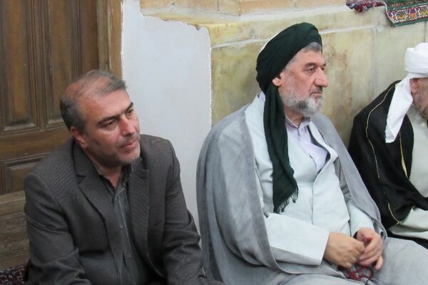 مراسم چهلمین روز شهادت شهدای اقتدار با حضور گسترده مردم کردستان در سنندج 