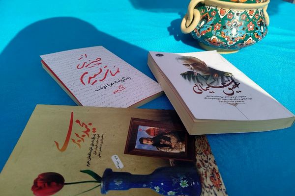 مصلیِ صباشهر، میزبان روایت انقلاب؛ آیین افتتاحیه نمایشگاه «مدرسه انقلاب» شهرستان شهریار