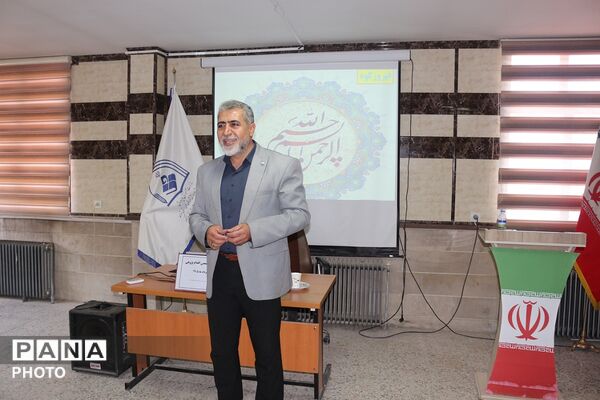 گام بلند آموزش‌و‌پرورش فیروزکوه در مسیر پژوهش‌محور کردن فرآیند یاددهی-یادگیری