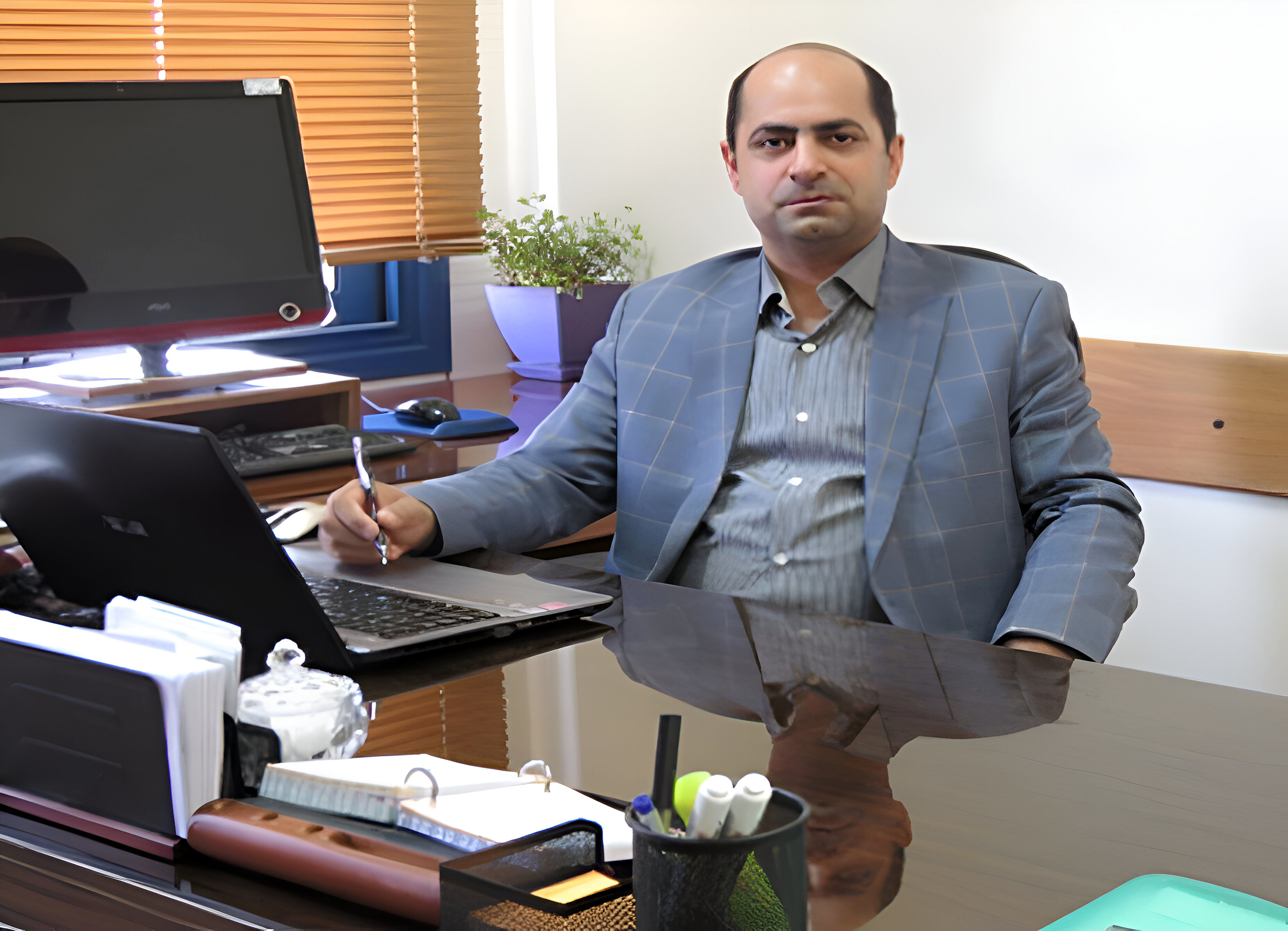 چالش هویت در میان نسل‌های جدید مهاجران افغانستانی است