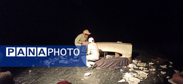 نمایش «گلدسته‌ها و فلک» در تبریز