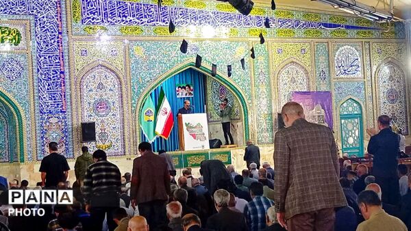 نماز جمعه عبادی و سیاسی در مصلی یاسوج