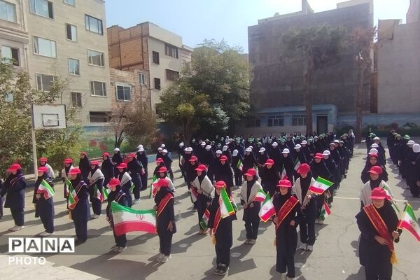 مراسم هفته نیروی انتظامی در مدرسه یاس‌نبی و فتح بهارستان‌دو