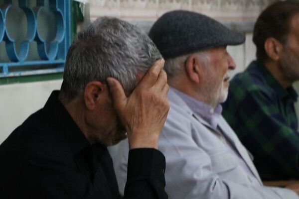برگزاری مراسم سالگرد ارتحال امام خمینی(ره) و یادبود شهدای خدمت با حضور فرهنگیان شهرستان ری