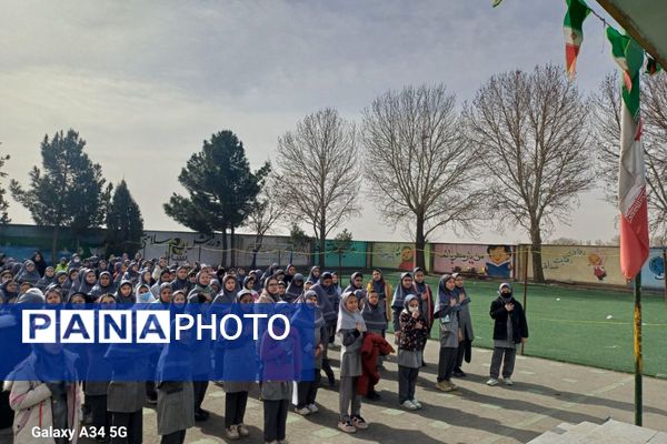 از کلاس درس تا شکوه انقلاب؛ شور دانش آموزی،  شور فجر