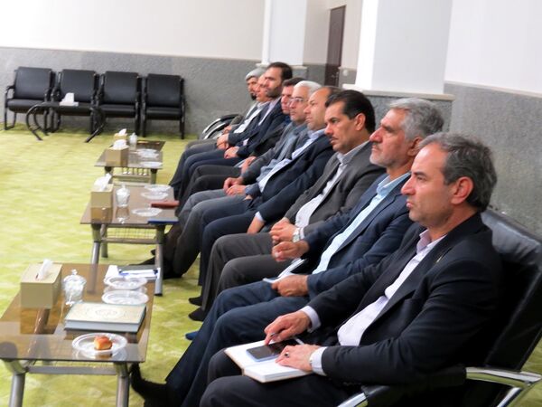 دیدار مدیرکل آموزش و پرورش و جمعی از همکاران با نماینده‌ ولی فقیه در استان خراسان شمالی