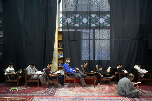 اعتکاف خادمان نوجوان حرم حضرت معصومه(س)