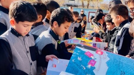 برگزاری نمایشگاه کتاب در دبستان معلم آشخانه 