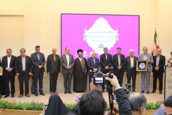 آیین کلنگ‌زنی ۱۶ مدرسه خیرساز در کاشان؛ مشارکت مردمی، حمایت دولتی