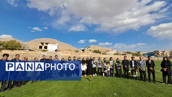 درخشش دختران فارسان بر قله مینی‌فوتبال کشور