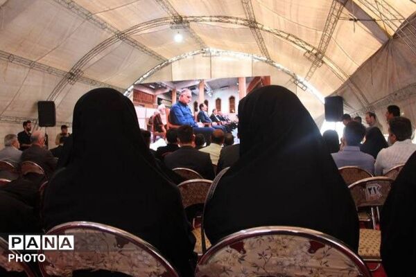 کاشت نهال زیتون در بام قیامدشت