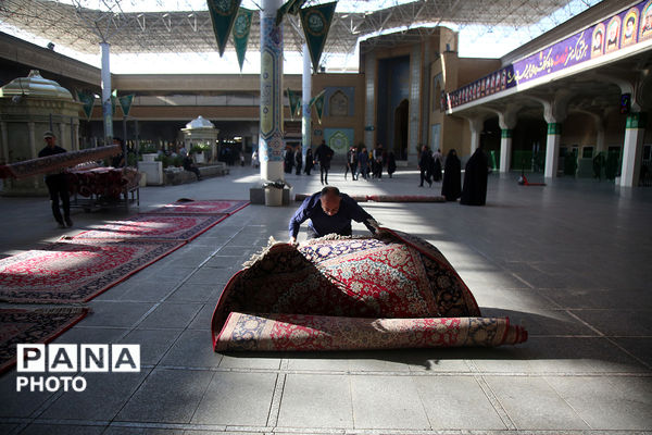 سفره افطاری حرم کریمه اهل بیت(س) در ماه ضیافت الهی