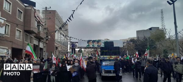 اجتماع بزرگ مردم کرج در راهپیمایی روز قدس