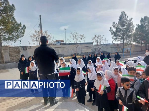 جشن انقلاب در مدرسه صغری عبداللهیان  روستای کاریزک خلیل آباد