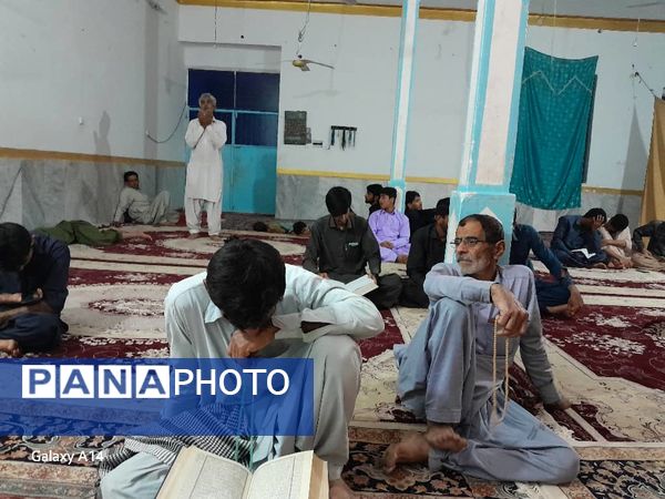 احیاء شب‌های قدر در قلعه‌گنج 