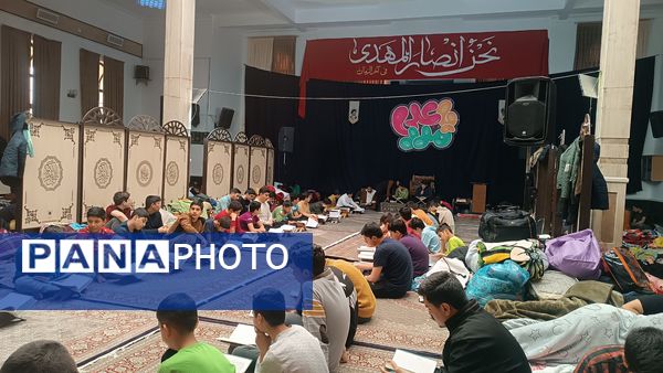  محفل انس با قرآن در اعتکاف سه روز در بهشت