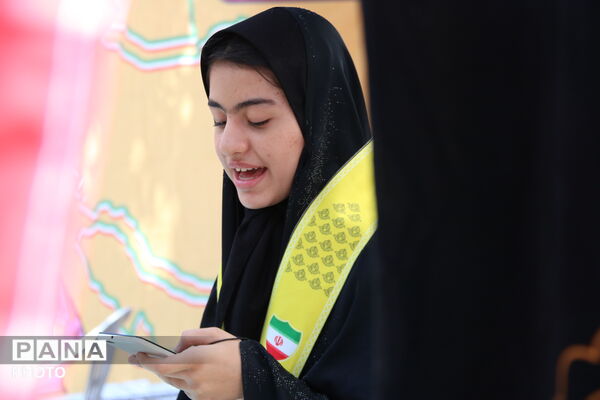 استقرار موکب «عشاق الحسین» سازمان دانش‌آموزی یزد در جوار مزار شهید گمنام نجف‌آباد