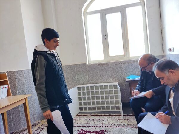 بارگزاری مسابقات قرآن رشته‌های پژوهشی پسران در شهرستان مه‌ولات