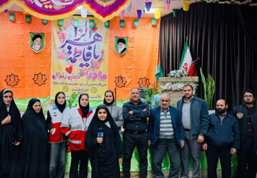 ایزدخواست، میزبان جشن بزرگداشت روز مادر