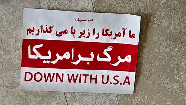 برگزاری جشن ۲۲بهمن در مدرسه فاطمه چلیچه