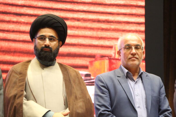 رونمایی از مستند علی نفتی دفاع مقدس در یزد