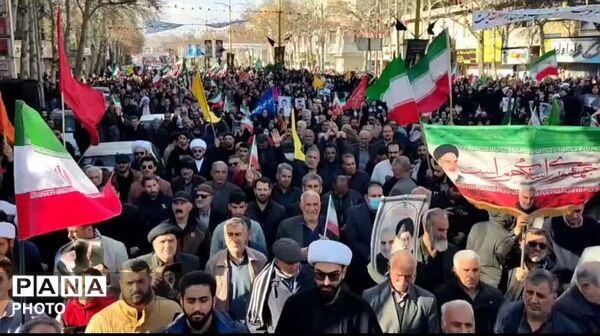 بیعت مردم خرم آباد با رهبر سوم انقلاب 