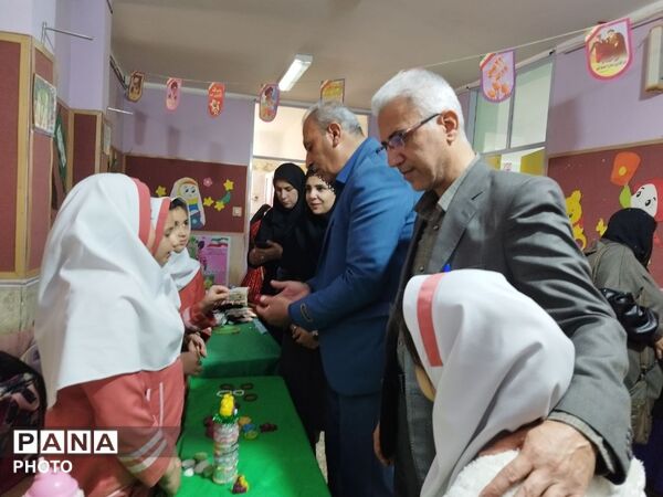نمایشگاه «طرح بوم» در مدرسه بهادر صمدی