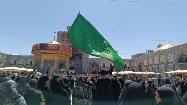مراسم پیاده‌روی جاماندگان اربعین از میدان پانزده خرداد تا حرم مطهر رضوی