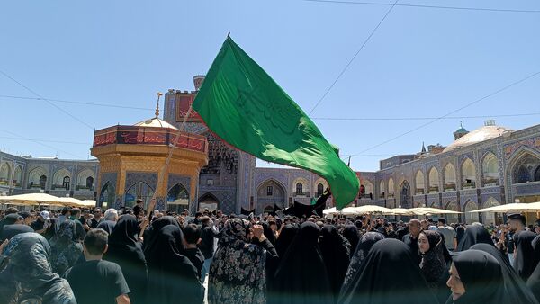 مراسم پیاده‌روی جاماندگان اربعین از میدان پانزده خرداد تا حرم مطهر رضوی