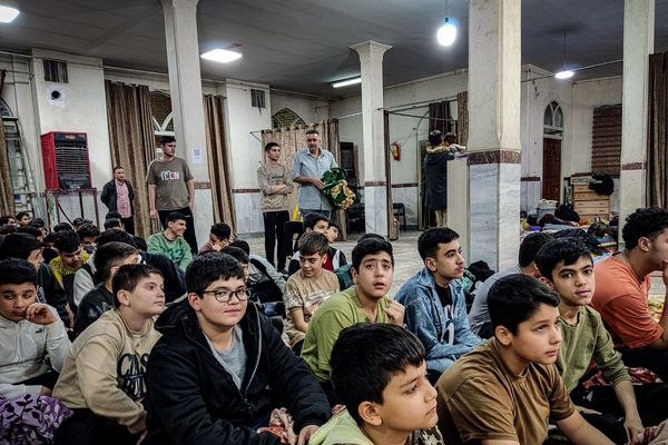 افتتاحیه اعتکاف دانش‌آموزی مسجد قمربنی هاشم باقرشهر 