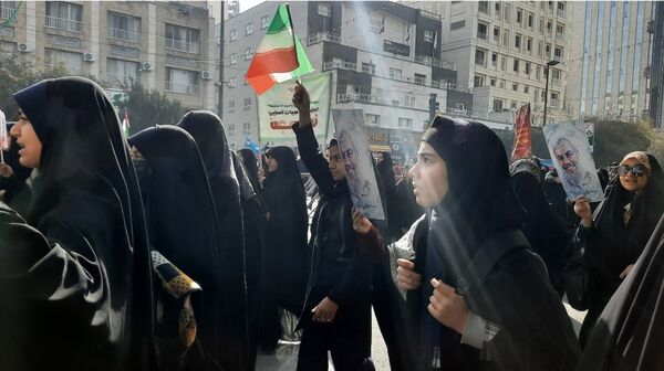  راهپیمایی ۱۳آبان روز ملی استکبار ستیزی و روز دانش آموز 