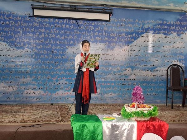 طلیعه فجر و شعبانیه در دبستان آزادی