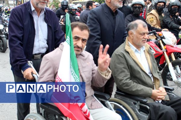 حضور مردم آمل در راهپیمایی روز قدس