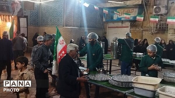 هفتاد و پنج شب چایخانه مسجد الزهرا میزبان سنگربان نیشابوری شد 