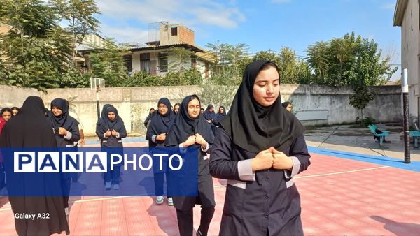 آموزش رژه نظامی برای دختران فاطمی