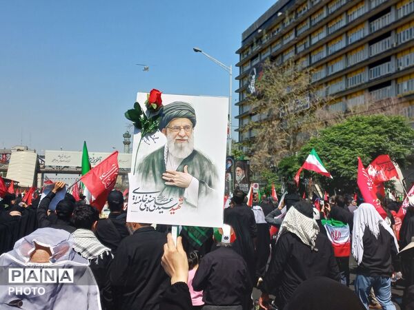 حماسه میلیونی تهران؛ وداعی که تاریخ را رقم زد