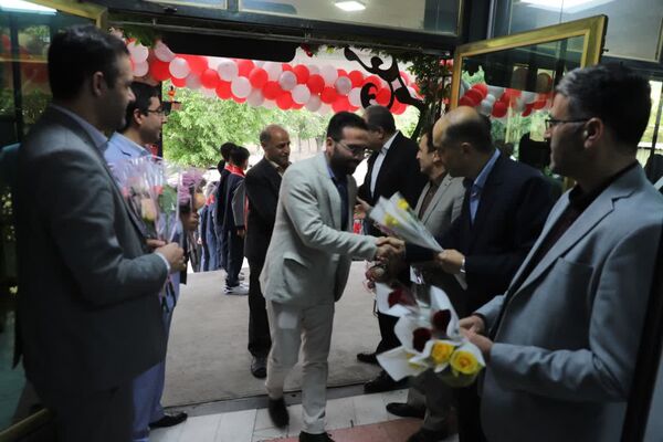 گرامیداشت هفته معلم با حضور دانش‌آموزان پیشتاز آذربایجان شرقی